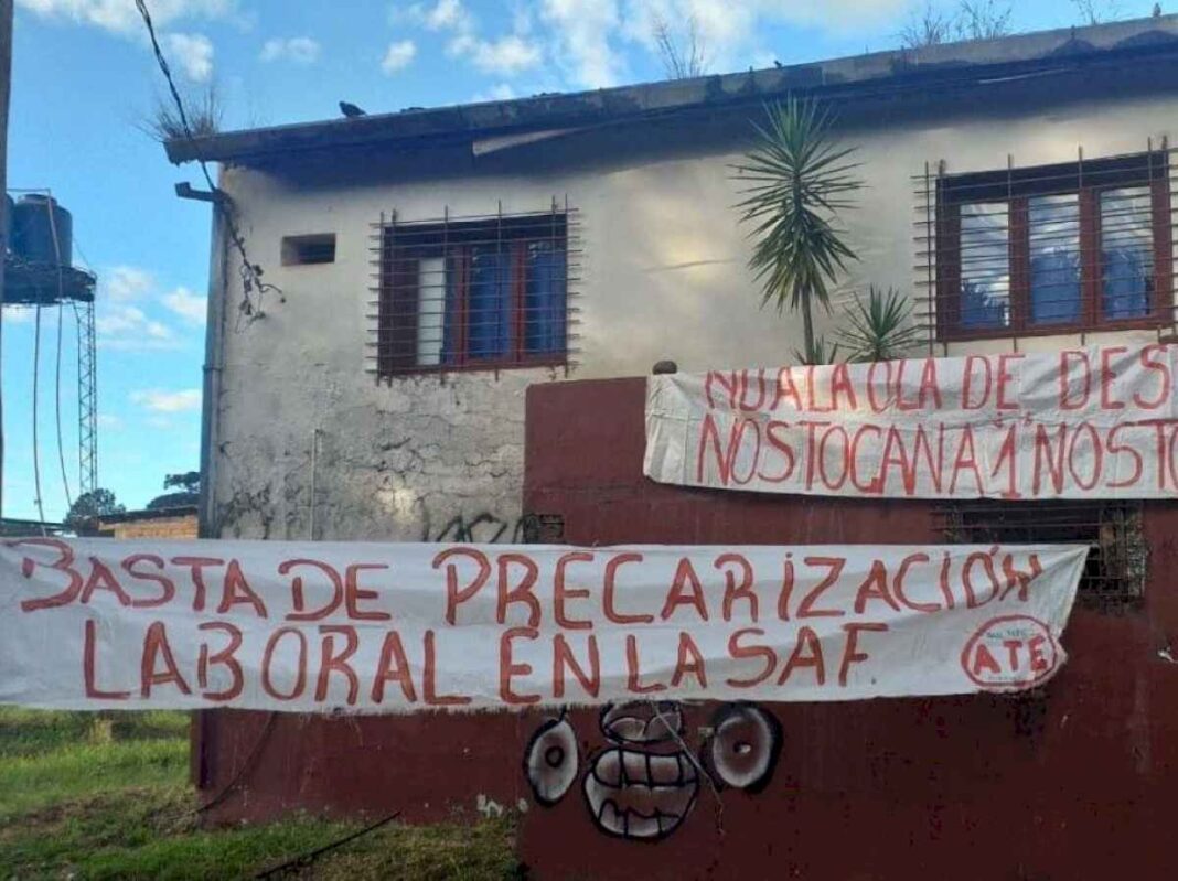 san-pedro:-repudio-por-despido-de-trabajadores-y-cierre-de-la-secretaria-de-agricultura-familiar-de-nacion