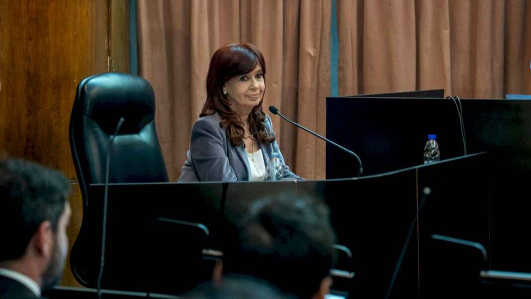 cristina-kirchner-declara-en-la-causa-que-investiga-el-atentado-en-su-contra