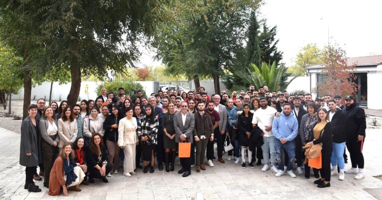 Más de 100 jóvenes gitanos finalizan con éxito una nueva edición del programa de formación TándEM