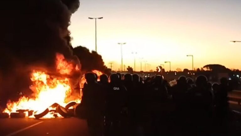 Cortes en distintos puntos de Buenos Aires: manifestantes se congregan contra la Justicia