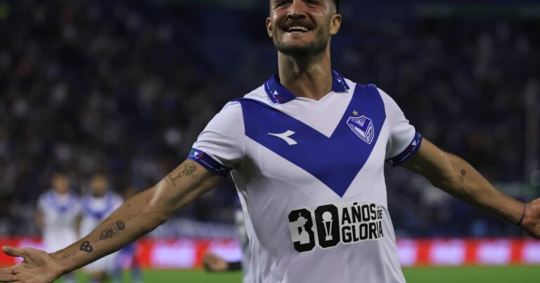 Vélez: se lesionó Pizzini y está casi descartado para la final de la Supercopa ante Estudiantes