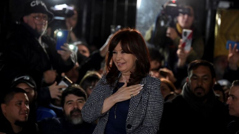 Cristina Kirchner paga condena en su domicilio