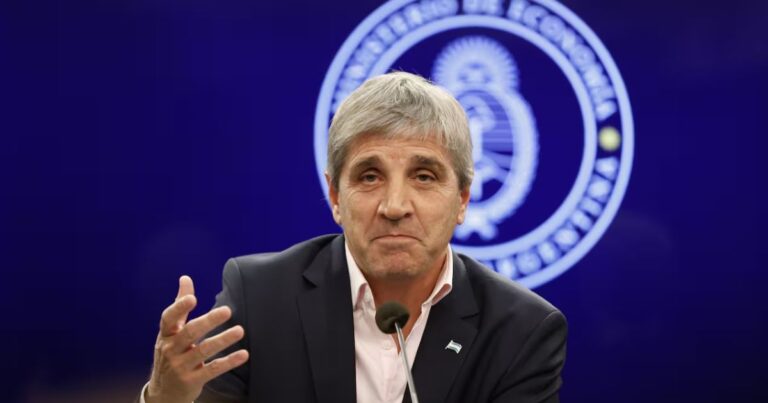Deuda. Aprietan los vencimientos de finales de junio