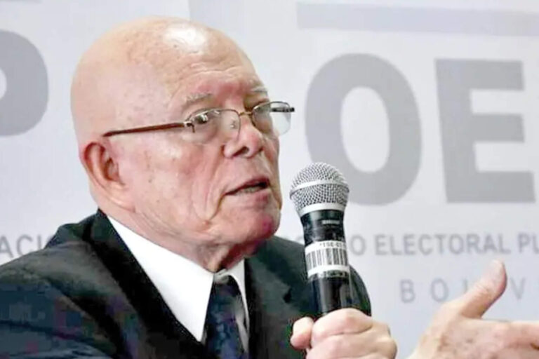 Presunta renuncia de Hassenteufel desató el temor de que se postergue la elección