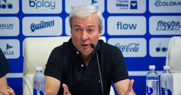 Vélez también salió al cruce de la decisión del gobierno de Milei de aumentar la alícuota de retenciones a los clubes de fútbol