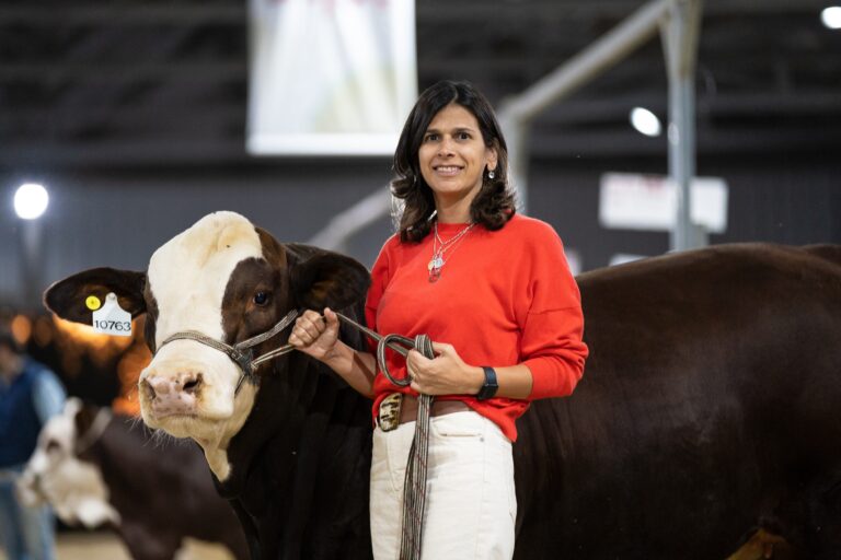 Dolor en el campo por el fallecimiento de una joven criadora de Brangus y Braford