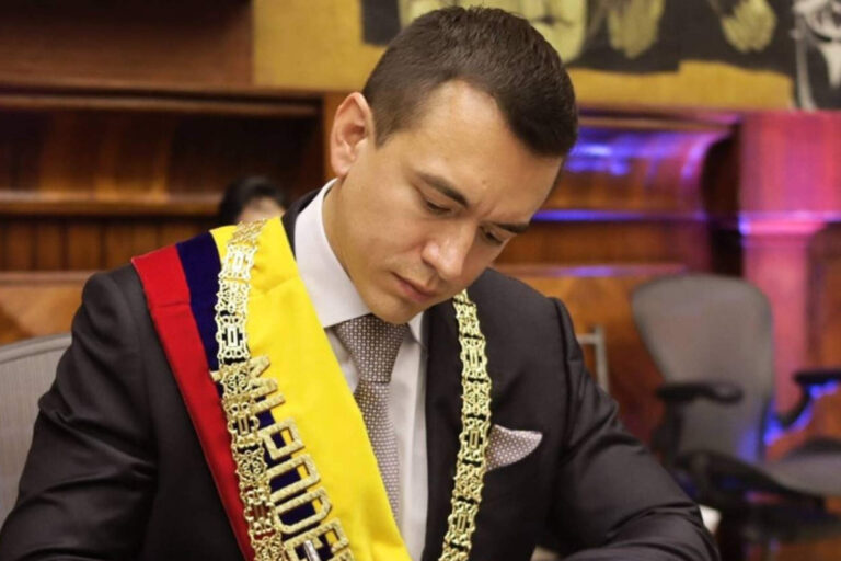 Noboa prioriza reunión con EE.UU. y pospone viaje a Vietnam