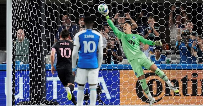 Inter Miami con Messi vs Charlotte FC, hoy EN VIVO: Leo falló un penal y sufre una dura derrota en la MLS