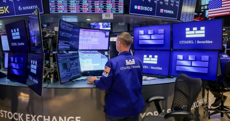Los bonos y acciones suben hasta 8%, el riesgo país se desploma tras el anuncio del Tesoro de EE.UU.
