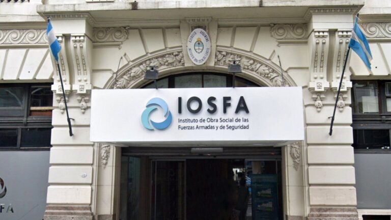 Diputados exigen explicaciones al Gobierno por sobreprecios en IOSFA