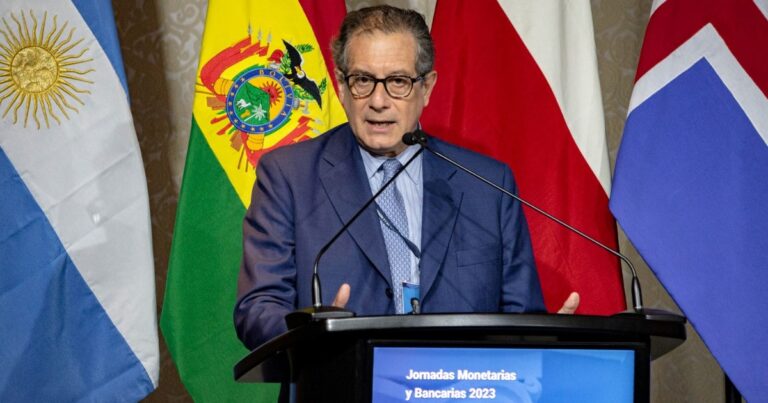 Allanamientos por el dólar: el ex presidente del BCRA Miguel Pesce defendió su gestión y dijo que denunció a 136 casas de cambio