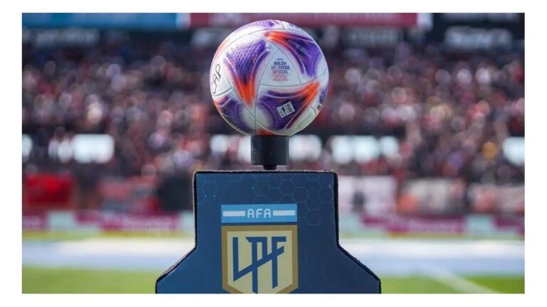 La AFA confirmó que extenderá una semana el mercado de pases: cuál es la fecha límite