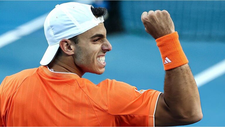 Francisco Cerúndolo sufrió pero avanzó: chocará con el campeón defensor Jack Draper