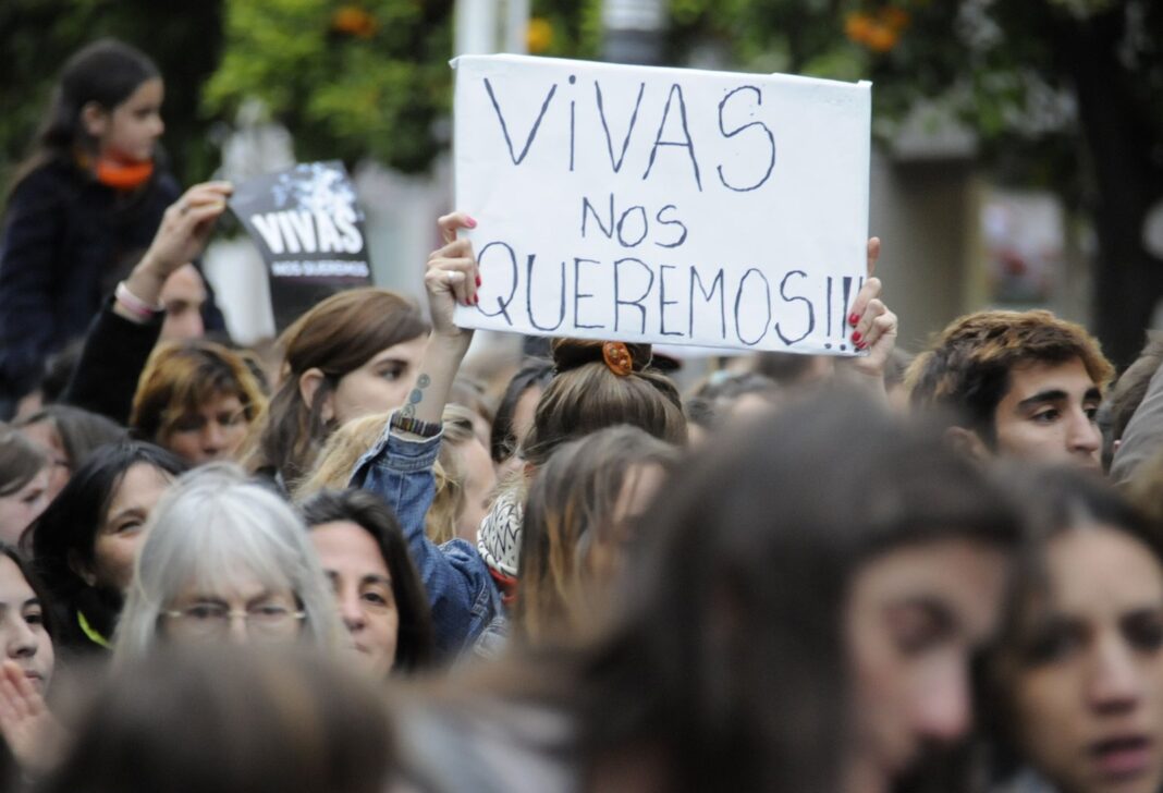 Comunicado de la Facultad de Humanidades de la Unam sobre femicidios